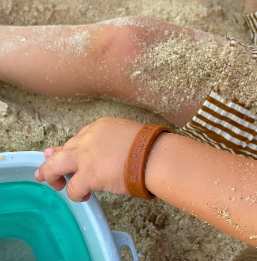 SOS armbandje allergie kind: zo blijft je kleintje veilig (en blij!)