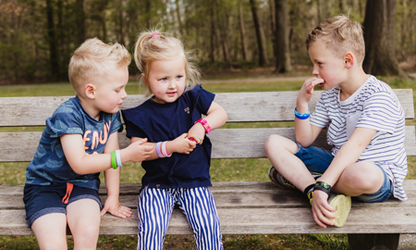 Groene SOS armband kind met naam en telefoonnummer